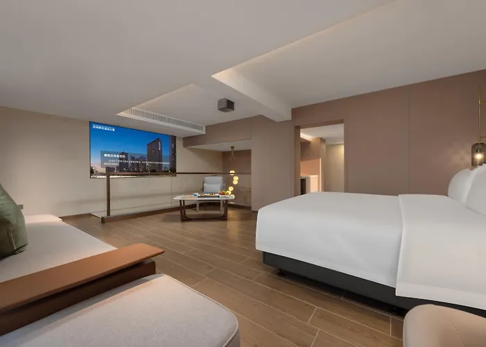Sunflower Hotel &Residence, Futian Port Branch
